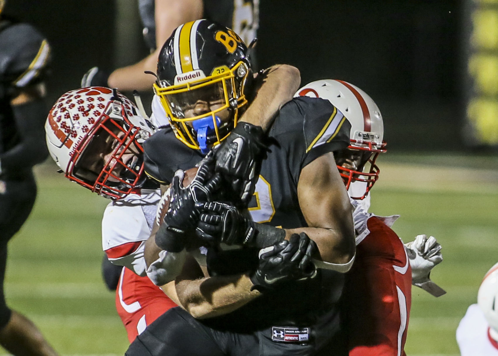 092019-qct-spt-bett-cf football-04.jpg